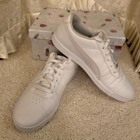 Puma Shoes - PUMA WOMENS LEATHER SNEAKERS